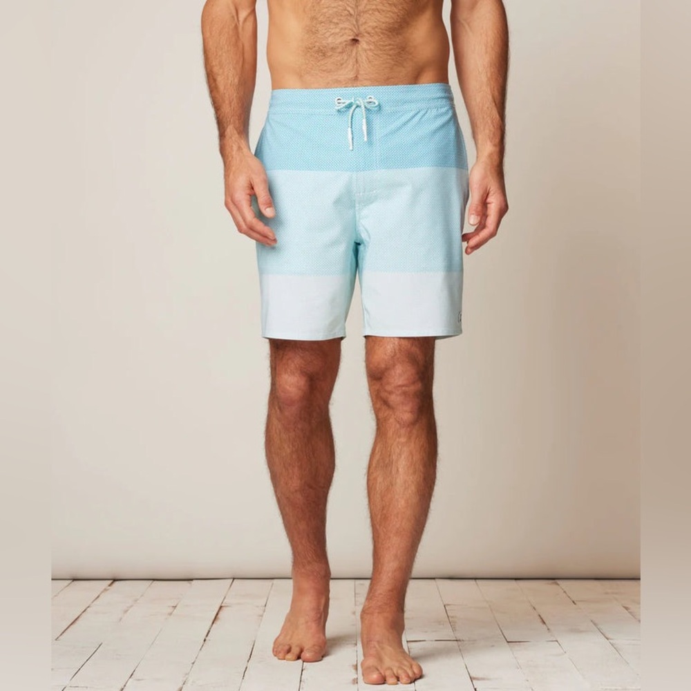 johnnie-O Half Elastic Surf 7” Swim Shorts trunks Bida Seafoam Aqua Blue E73